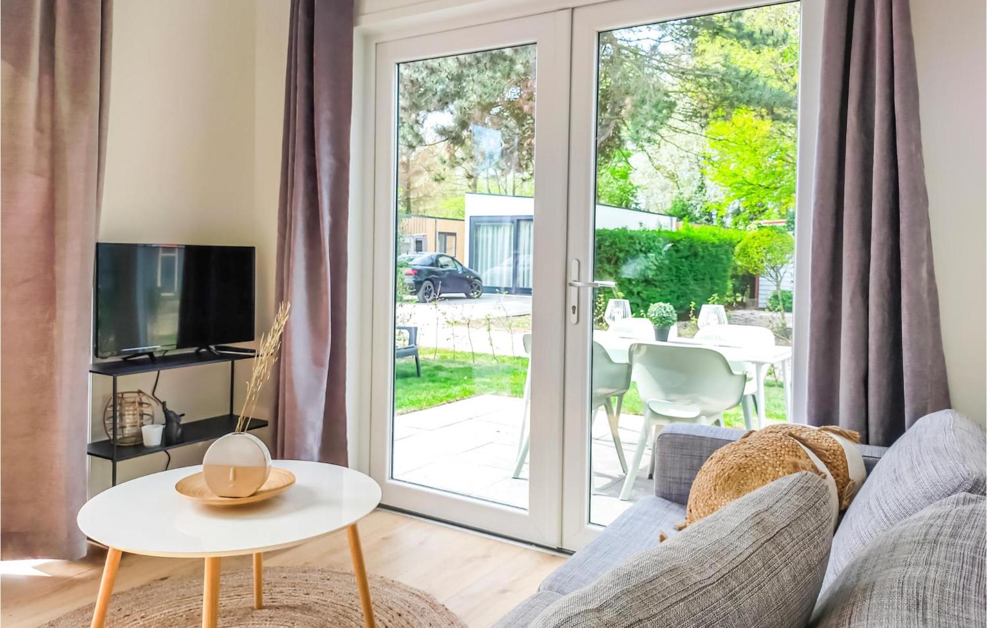 Stunning Home In Heinkenszand With Wifi エクステリア 写真